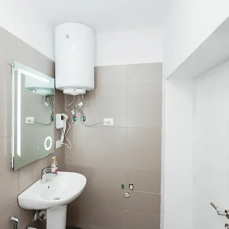 New At New Bazaar - Center Apartment Tirana