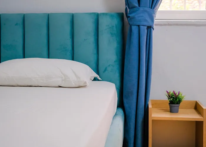 - Steps Form New Bazaar *